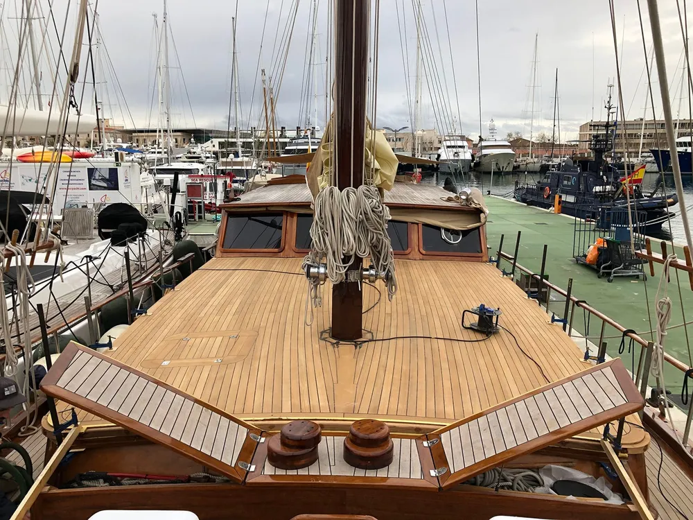 Baleos Yacht Carpentry - Carpintería y cubiertas de teca en Palma, foto 3 de 4