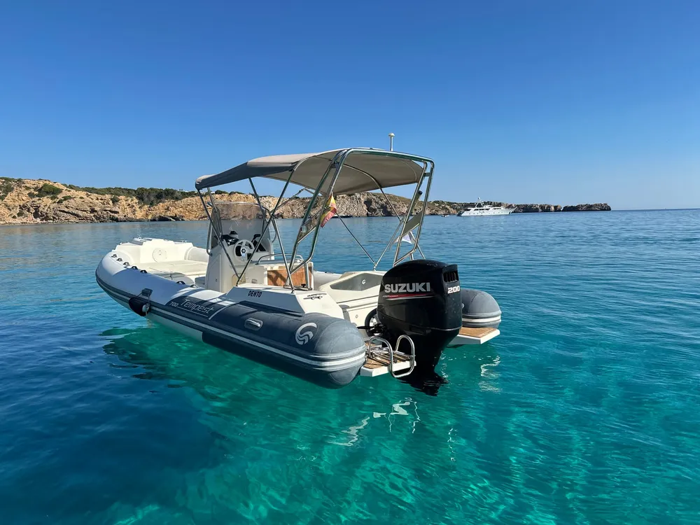 Náutica Puig - Alquiler, taller y pupilaje en Addaia, Menorca, Foto 2 von 4