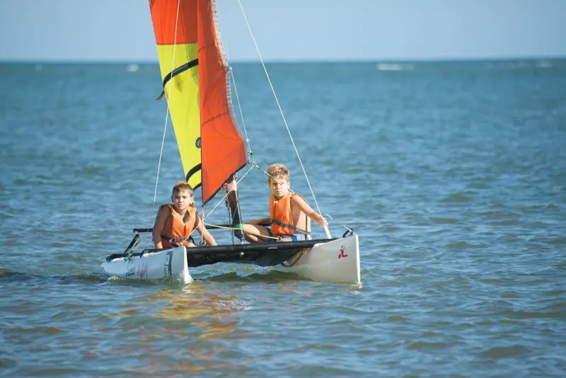 Kanela Sailing School - Escuela de vela y windsurf en Isla Canela, foto 2 de 4