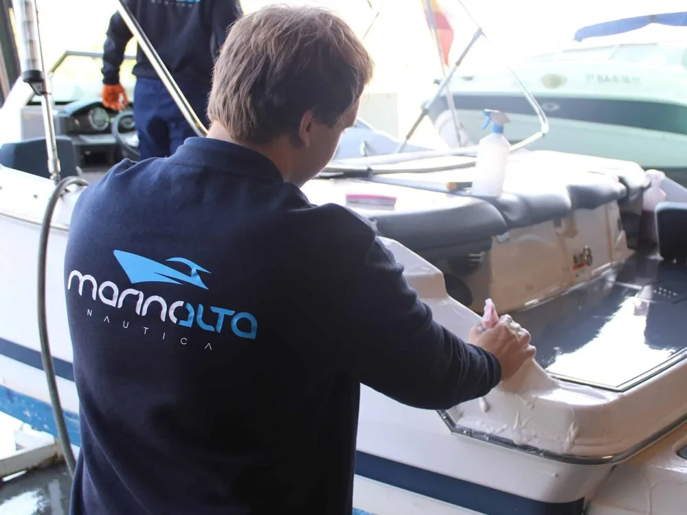 Náutica Marina Alta - Venta de barcos, taller y mantenimiento en la Marina Alta, foto 3 de 4