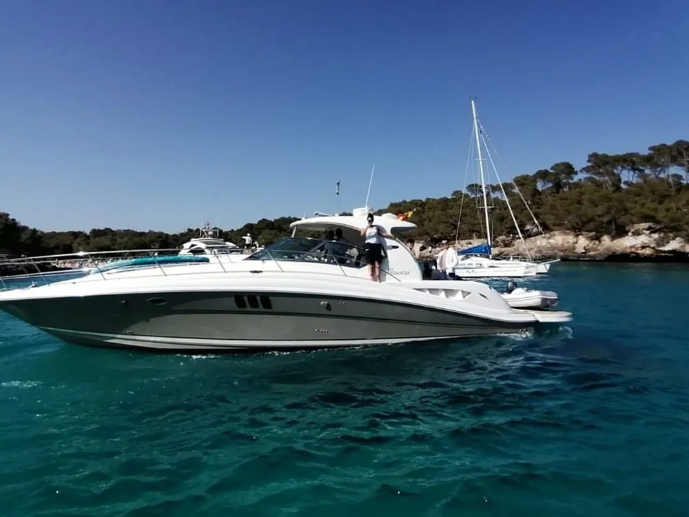 Sea Riders Mallorca - Alquiler de barcos y day charter en Cala d'Or, Foto 3 von 4