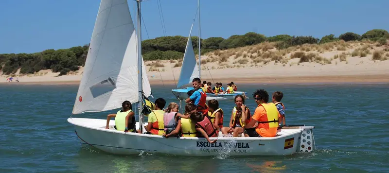 Real Club Náutico de Sanlúcar - Amarres y escuela de vela en Bajo de Guía, foto 2 de 4