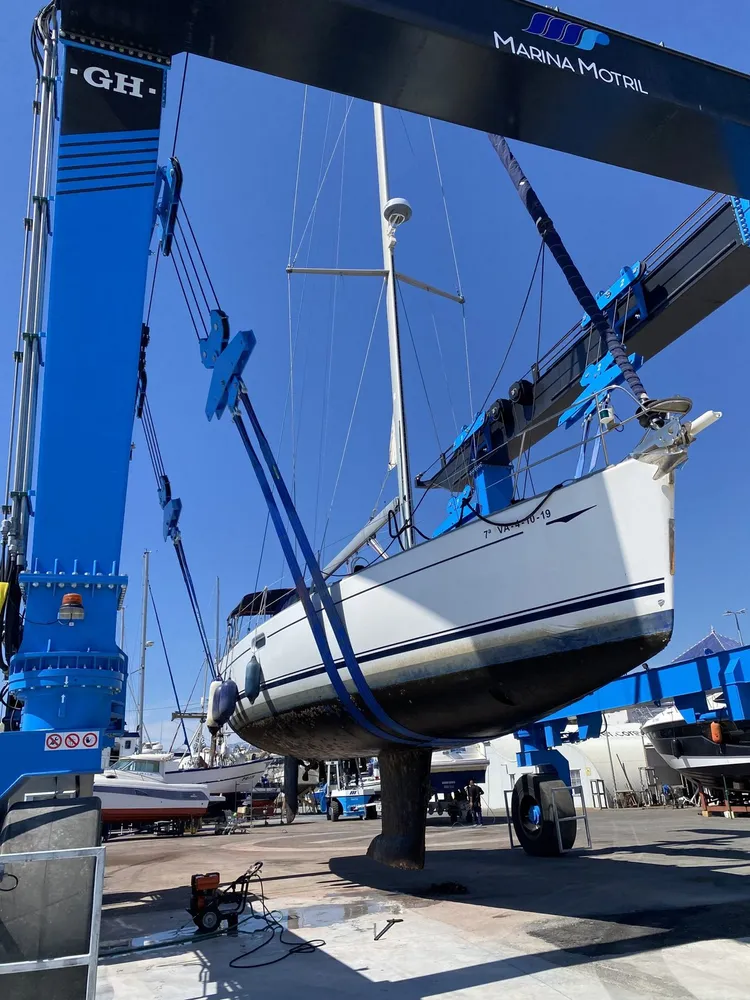 Marina Motril - Varadero con travelift de 110 t y amarres en Motril, foto 4 de 4