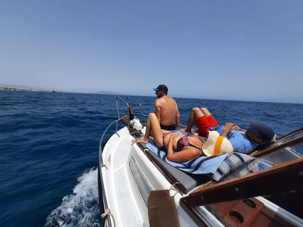 Garrucha Adventure Sports - Barcos, pesca y motos de agua, Foto 2 von 4