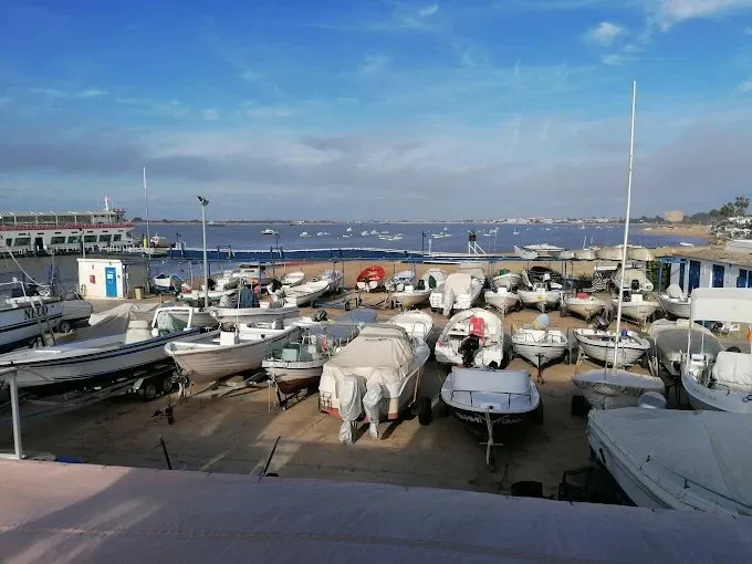 Real Club Náutico de Sanlúcar - Amarres y escuela de vela en Bajo de Guía, foto 4 de 4