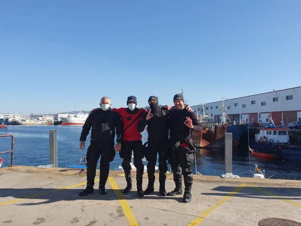 Buceo Islas Cíes - Centro PADI 5 Estrellas IDC en Vigo, foto 3 de 4