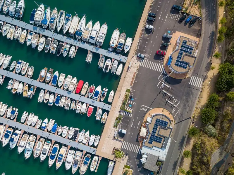 Marina Palamós - Puerto deportivo con 904 amarres de 7 a 30 m, Foto 2 von 4