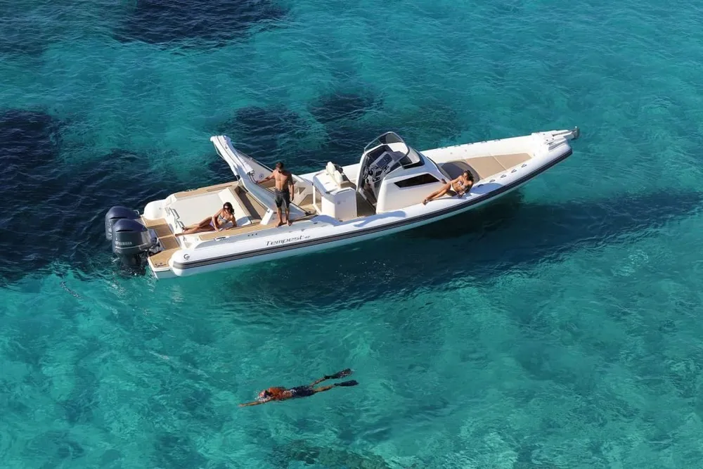 Eiviboats - Alquiler de barcos y semirrígidas en Santa Eulalia, foto 2 de 4
