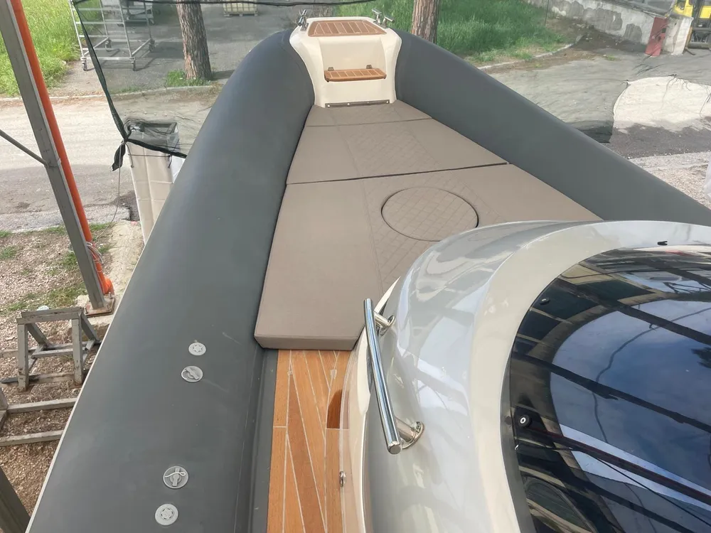 RIB Solution - Reparación de semirrígidas, motores y electricidad en Ibiza, foto 2 de 4