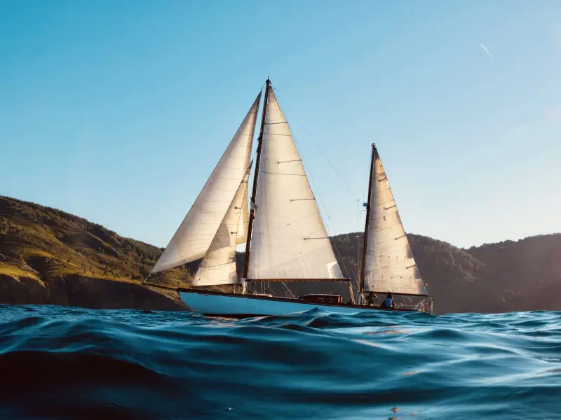 Ostarte Sailing - Navegación en veleros clásicos en San Sebastián, Foto 3 von 4
