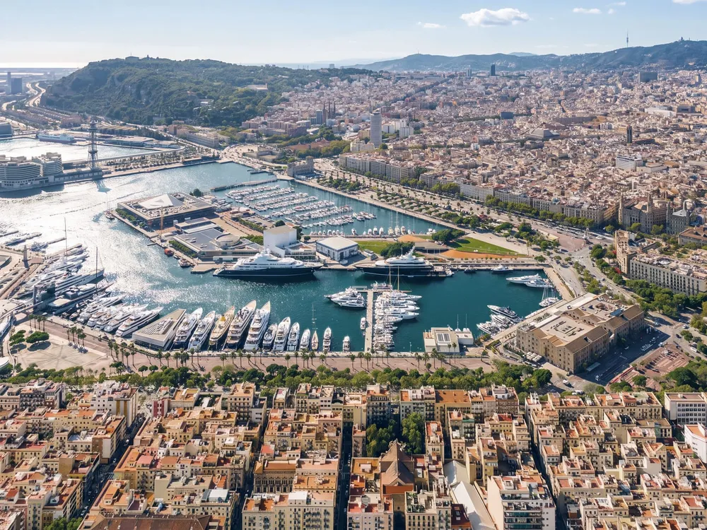 Marina Port Vell - Marina de superyates de hasta 190 m en Barcelona, photo 2 of 4