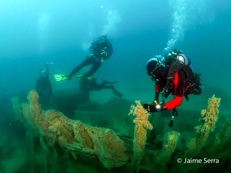 Aventura IB - Centro de buceo en Colònia de Sant Jordi y Cabrera, Foto 3 von 4