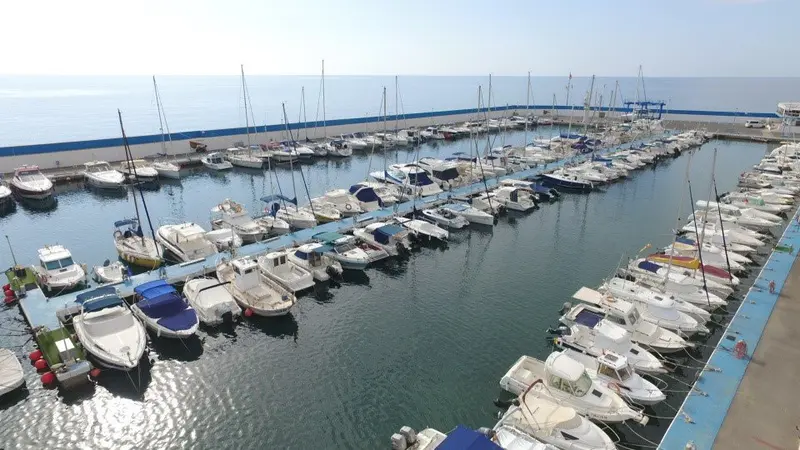 Club de Regatas de Mazarrón - 205 amarres y travelift de 35 t, фото 3 из 4