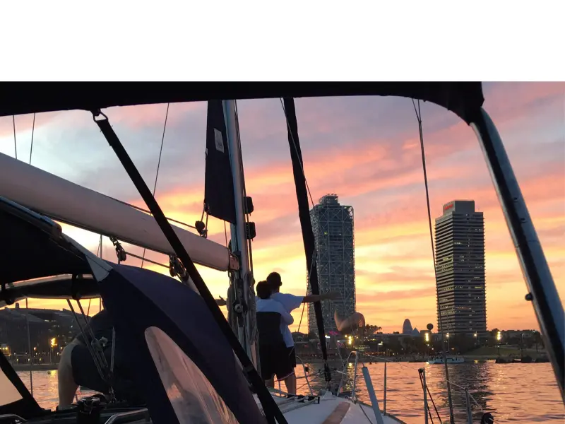 Barcelona Boat Tours - Paseos en barco y alquiler de veleros en Barcelona, photo 2 of 4