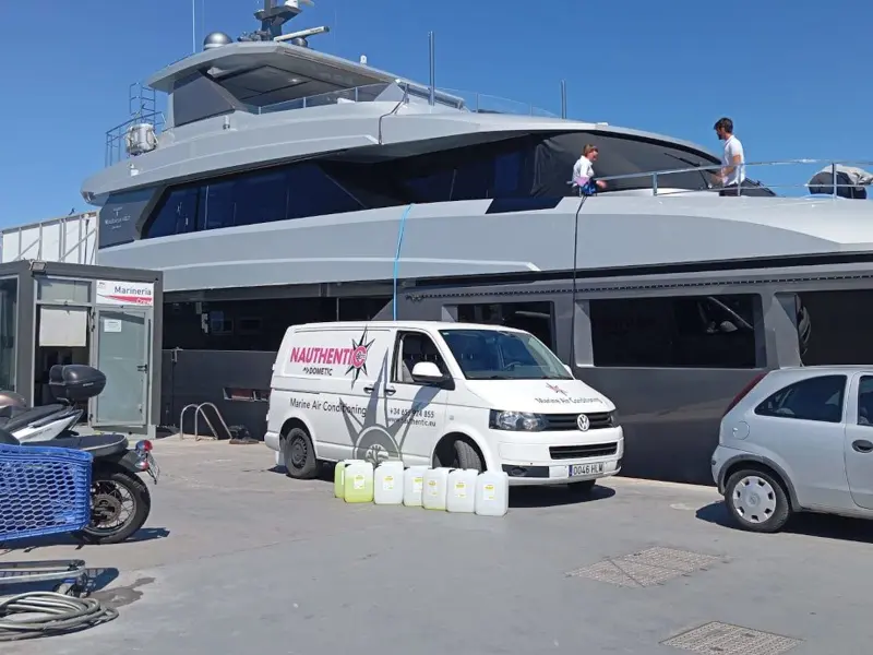 Nauthentic - Aire acondicionado náutico y servicio oficial Dometic en Palma, Foto 2 von 4