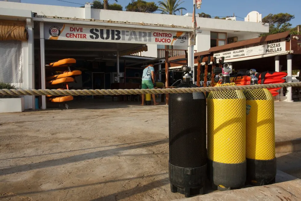 Subfari Portinatx - Centro de buceo en el norte de Ibiza, Foto 2 von 4