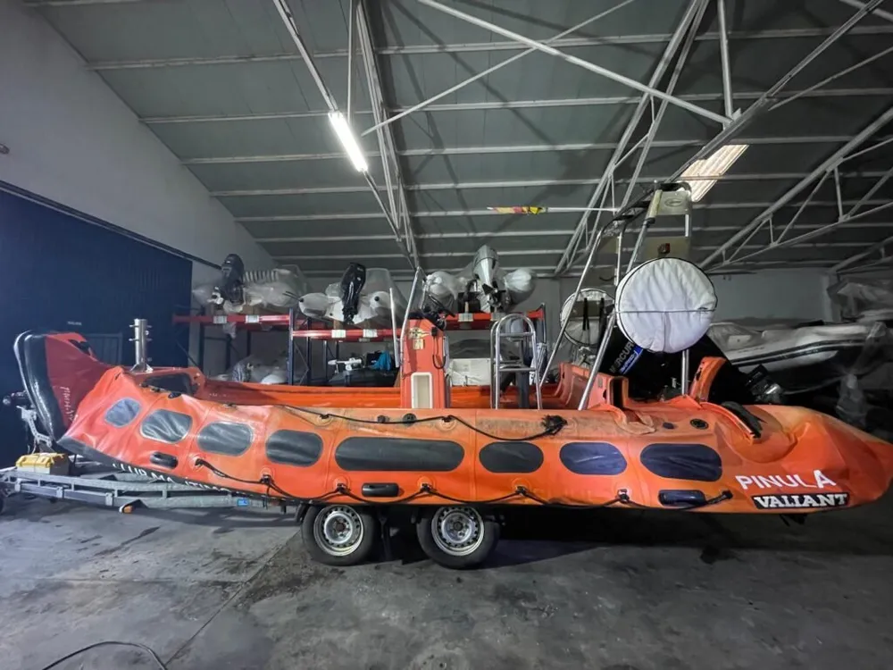 Náutica Menorca - Reparación y mantenimiento de barcos en Mahón, Foto 3 von 4