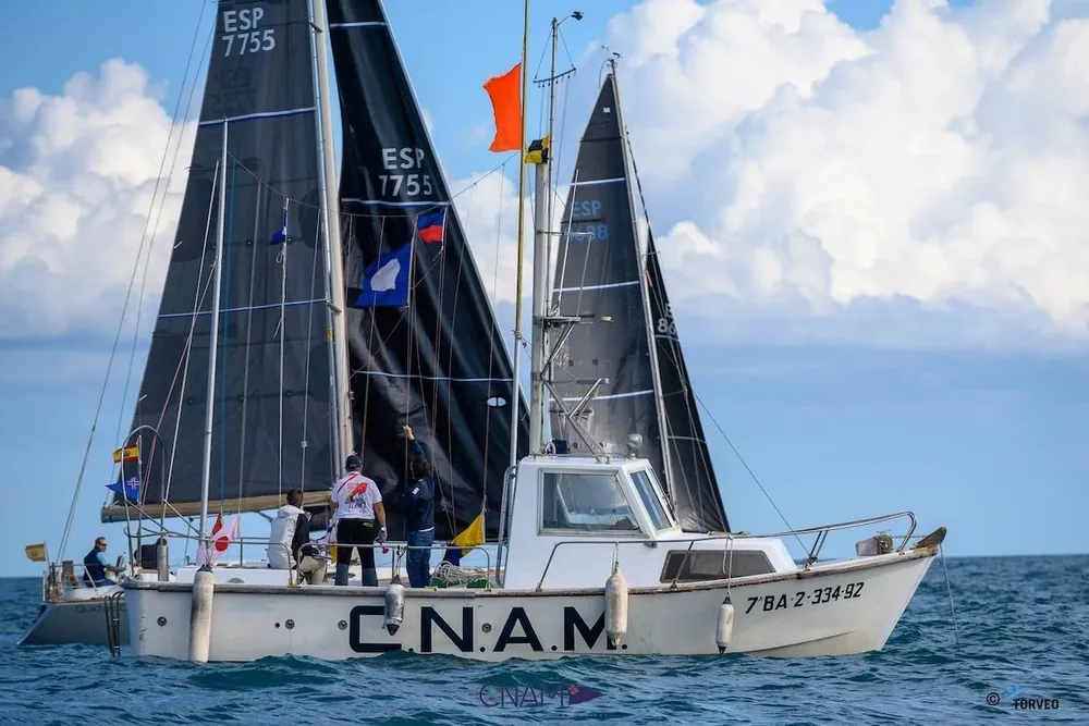 Club Nàutic d'Arenys de Mar - Amarres, escuela de vela y regatas, фото 3 из 4