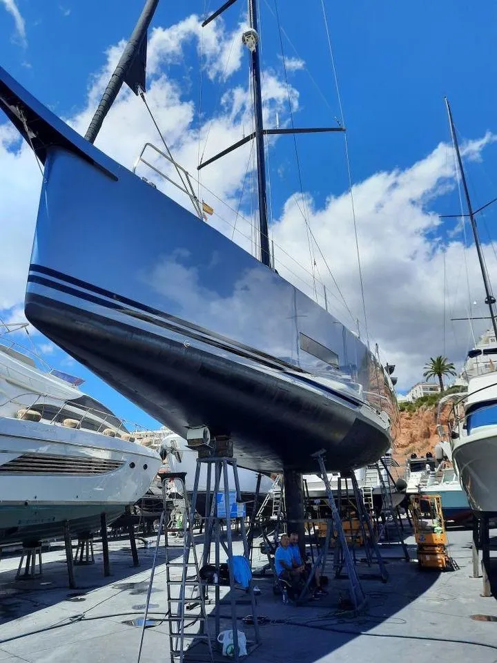 Professional Yacht Marble & Paint Polishing, фото 3 из 6