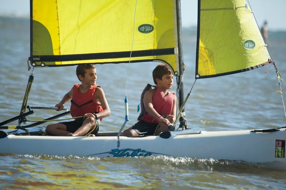 Kanela Sailing School - Escuela de vela y windsurf en Isla Canela, foto 4 de 4