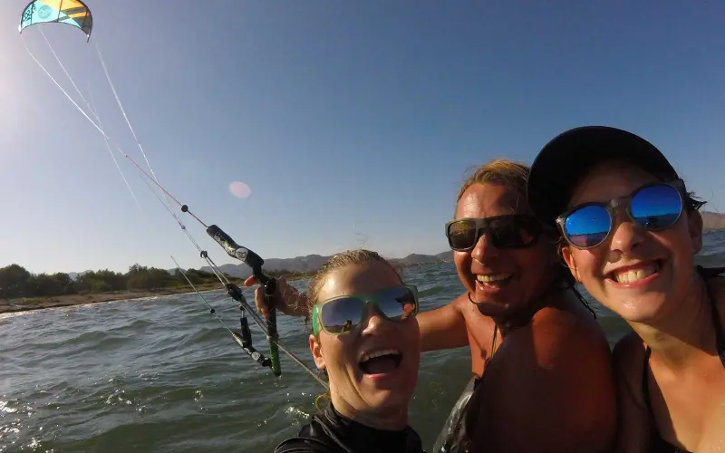 Olli Kite School Mallorca - Escuela de kitesurf IKO, Foto 3 von 4