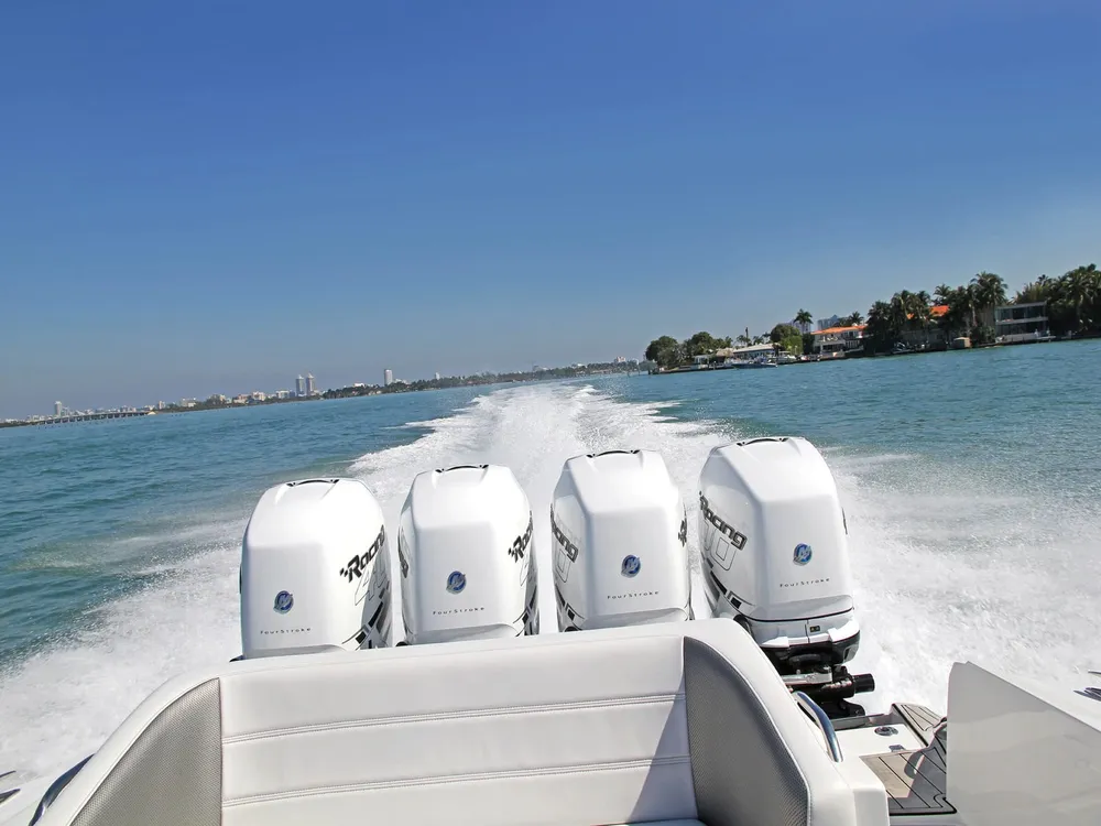 X-Treme Marine Spain - Venta, chárter y varadero en Marbella, photo 4 sur 4