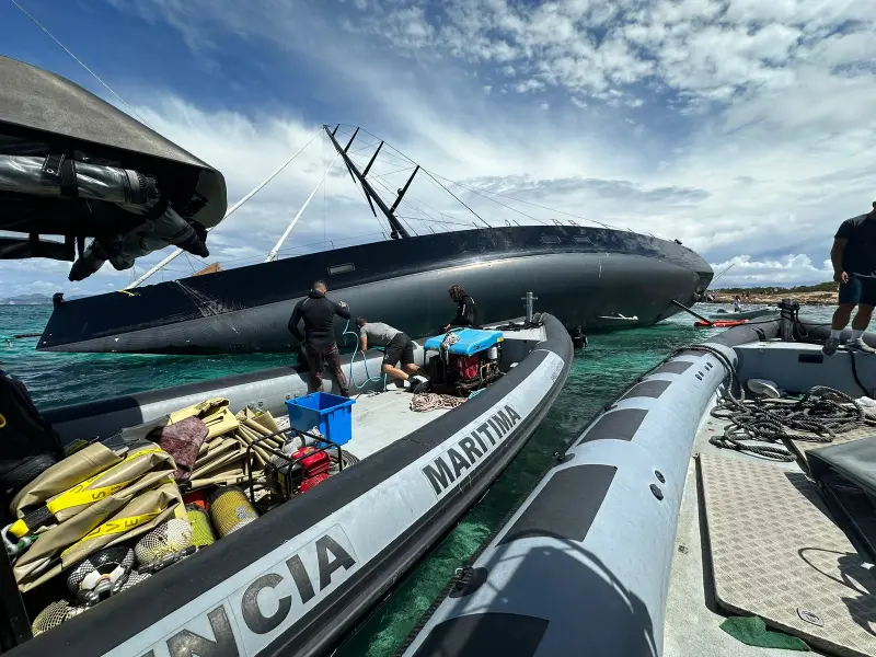 Eivisub - Trabajos subacuáticos y limpieza de cascos en Ibiza y Formentera, Foto 2 von 4