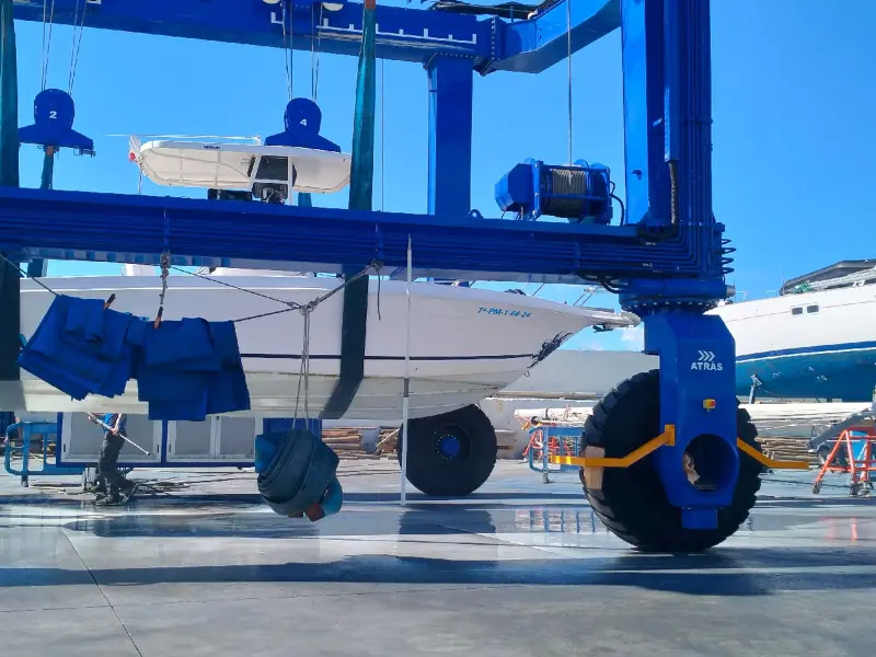 Custodia Náutica Mallorca - Invernaje y transporte de barcos, photo 2 of 4