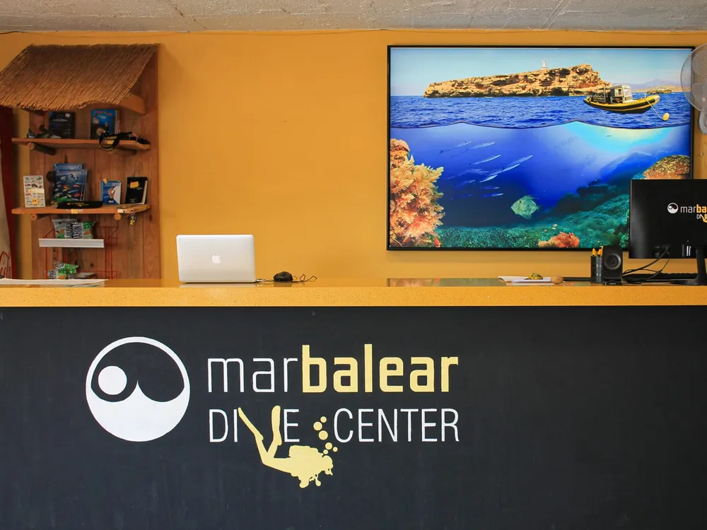 Mar Balear Dive Center - Centro de buceo en Port Adriano, foto 4 de 4