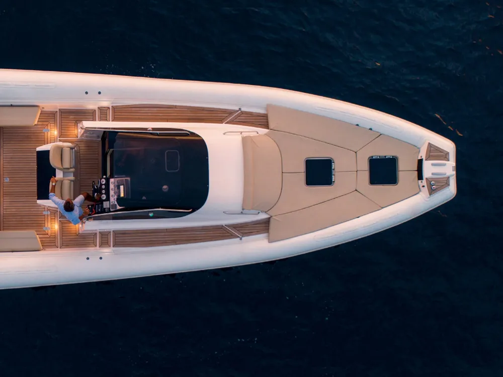 RIB Solution - Reparación de semirrígidas, motores y electricidad en Ibiza, foto 4 de 4