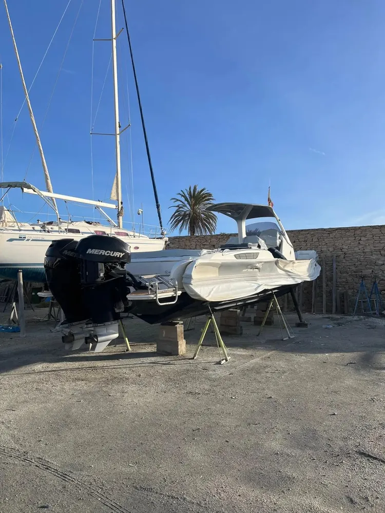 Varadero Formentera - Varada, botadura y estancia en tierra en La Savina, Foto 4 von 4