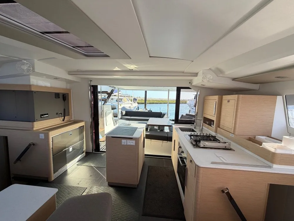DreamSail Charter - Catamaranes y veleros en Ayamonte e Isla Canela, foto 4 de 4