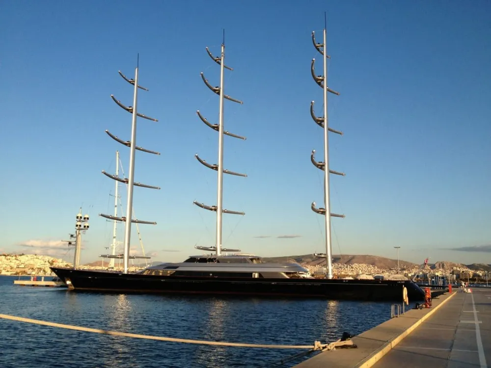 Marine Results - Jarcia y peritaje de mástiles de superyates en Palma, photo 2 sur 4