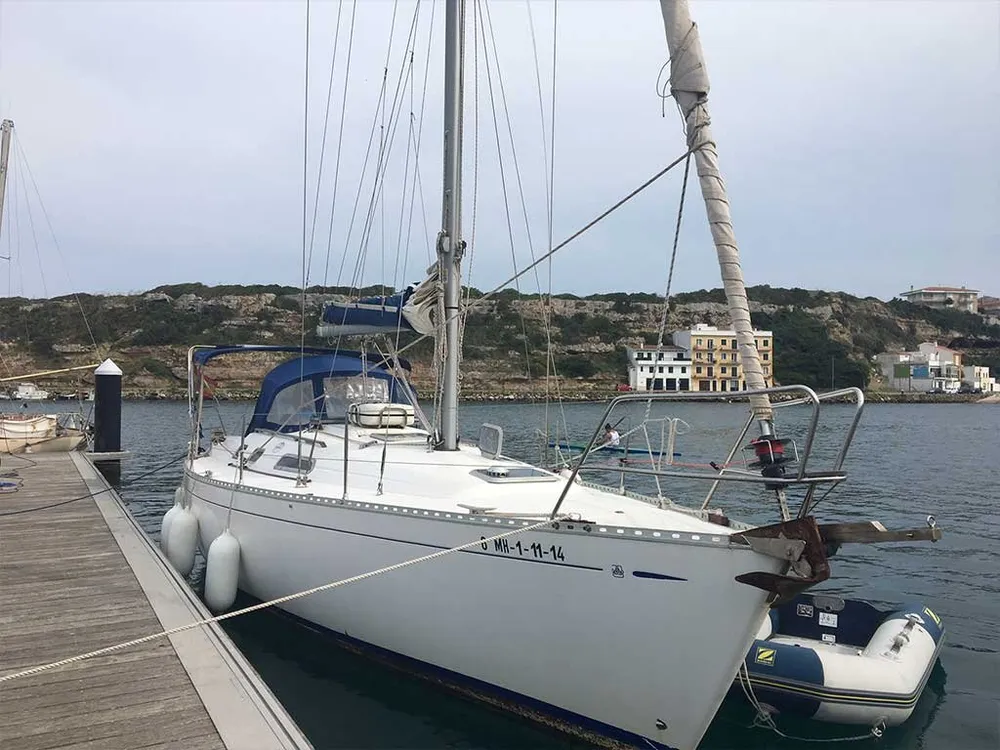Merak Escuela Náutica - Títulos náuticos y formación STCW en Mahón, Foto 4 von 4