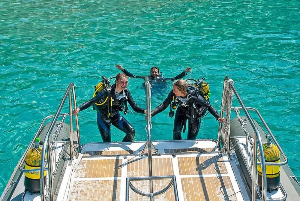 Zoea Mallorca - Centro de buceo en el Club Náutico Santa Ponsa, Foto 3 von 4