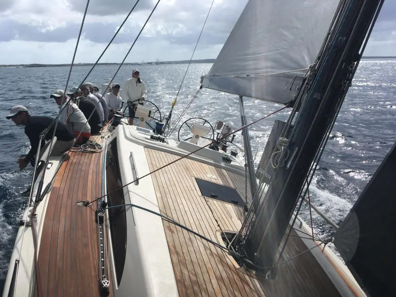 B-Marine Yachting - Jarcia, refit y servicio técnico X-Yachts en Badalona, foto 2 de 4