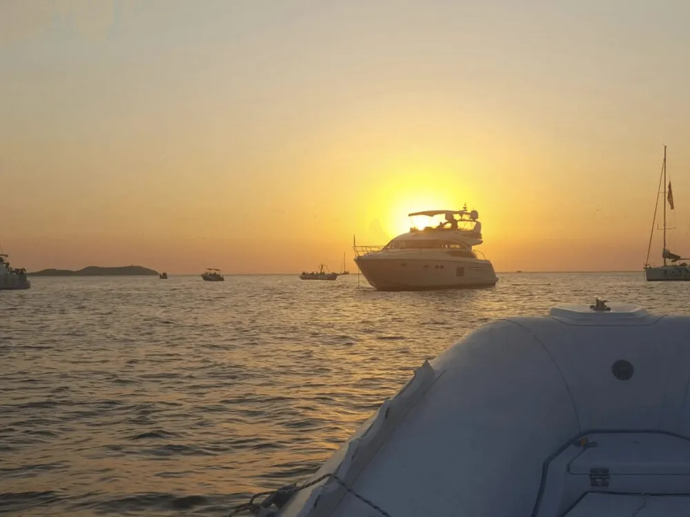 Open Boats - Alquiler de barcos sin licencia en Sant Antoni, Foto 4 von 4