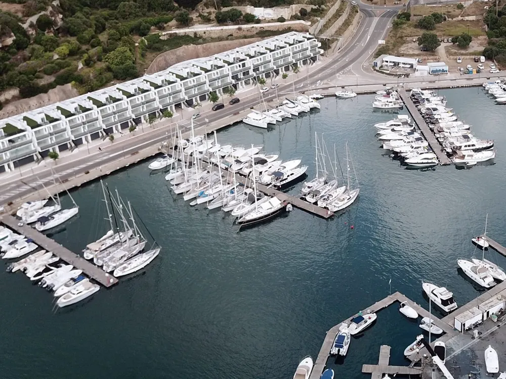 Nautic Center Menorca - Taller Volvo Penta, marina seca y amarres en Maó, Foto 4 von 4