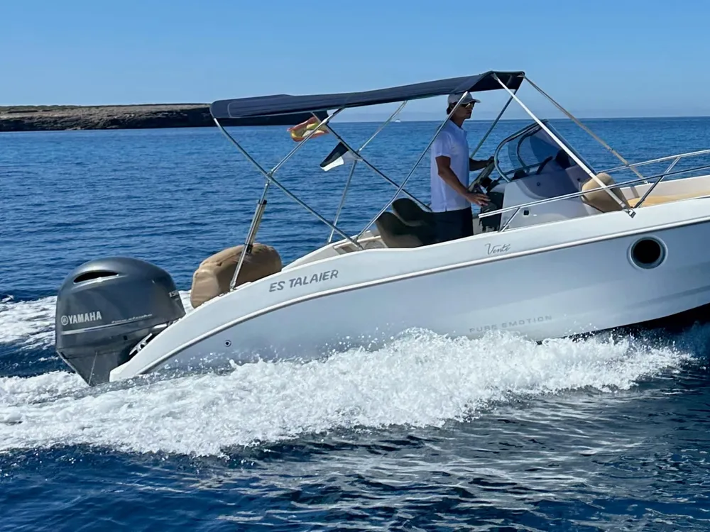 Mestral Menorca - Alquiler de barcos y excursiones desde Ciutadella, foto 3 de 4