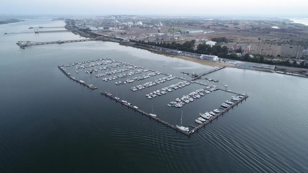 Real Club Marítimo de Huelva - Más de 500 amarres en la ría del Odiel, photo 2 of 4