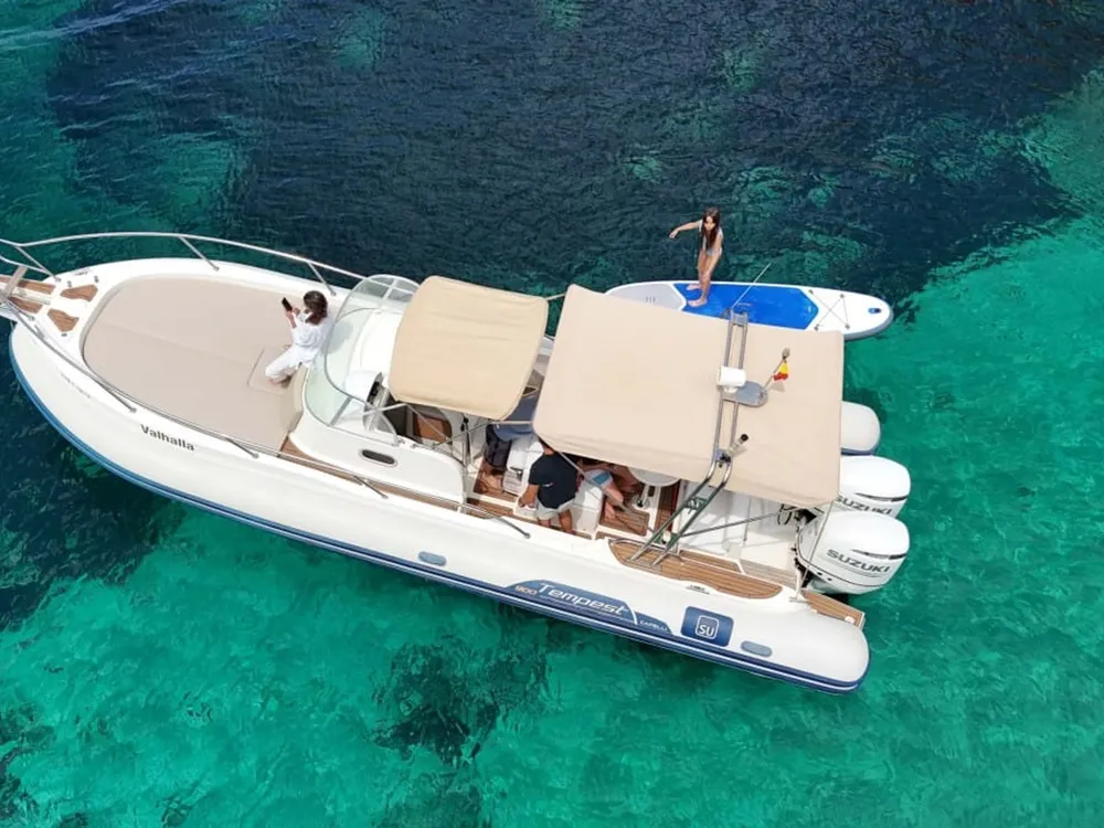 Island Boats - Alquiler de barcos sin licencia en Sant Antoni, Foto 3 von 4