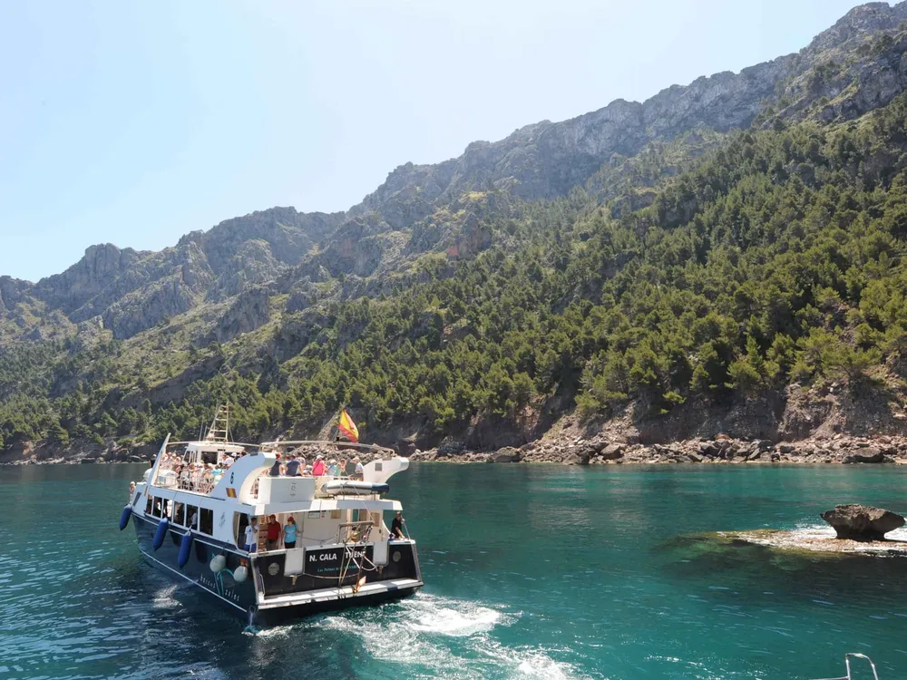 Barcos Azules - Excursiones en barco desde Port de Sóller, foto 4 de 4