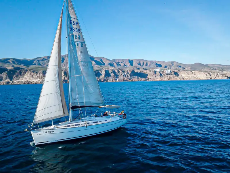 RSails - Velería y fabricación de toldos náuticos en Torremolinos, Foto 2 von 4
