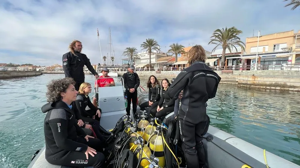 Islas Hormigas - Club de buceo en la reserva marina de Cabo de Palos, foto 2 de 4