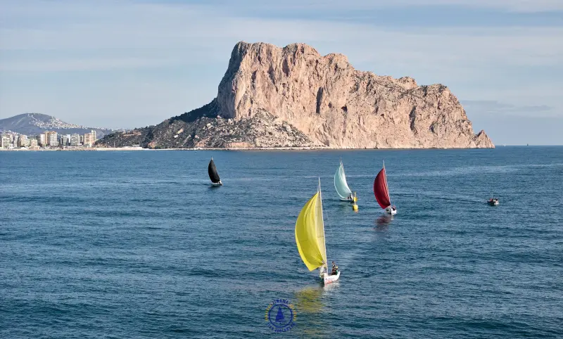 Real Club Náutico de Calpe - 264 amarres bajo el Peñón de Ifach, Foto 3 von 4