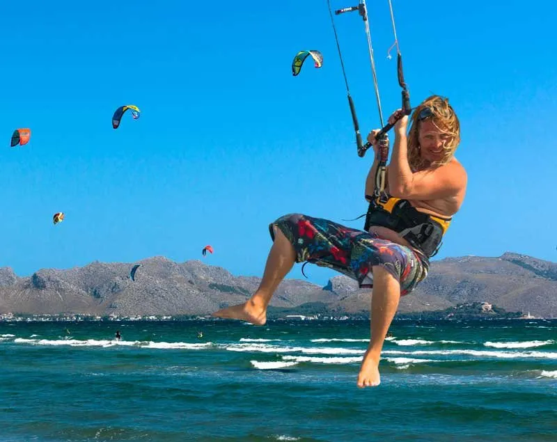 Olli Kite School Mallorca - Escuela de kitesurf IKO, Foto 2 von 4