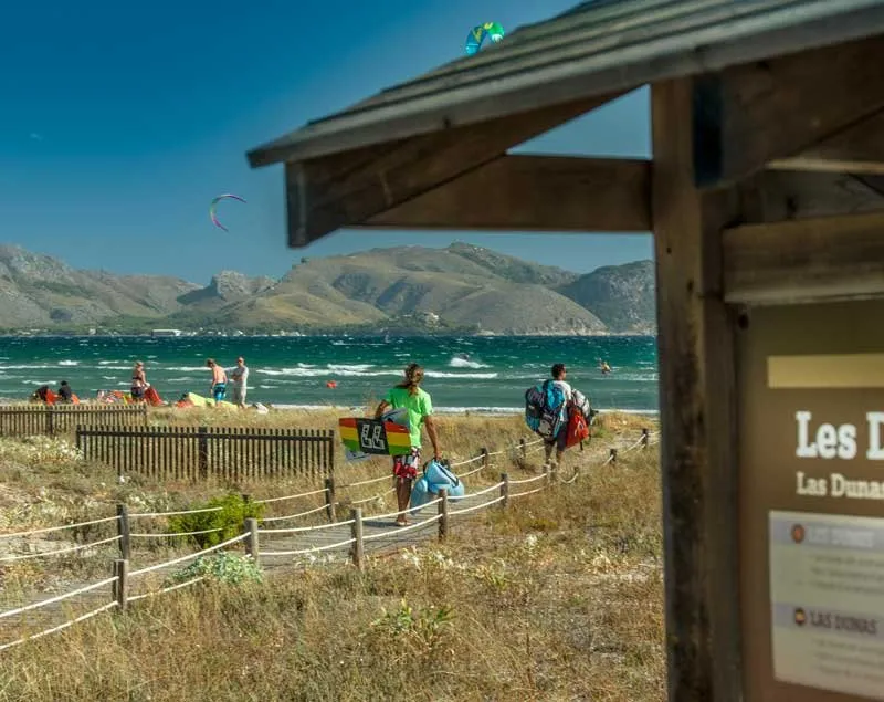 Olli Kite School Mallorca - Escuela de kitesurf IKO, Foto 4 von 4