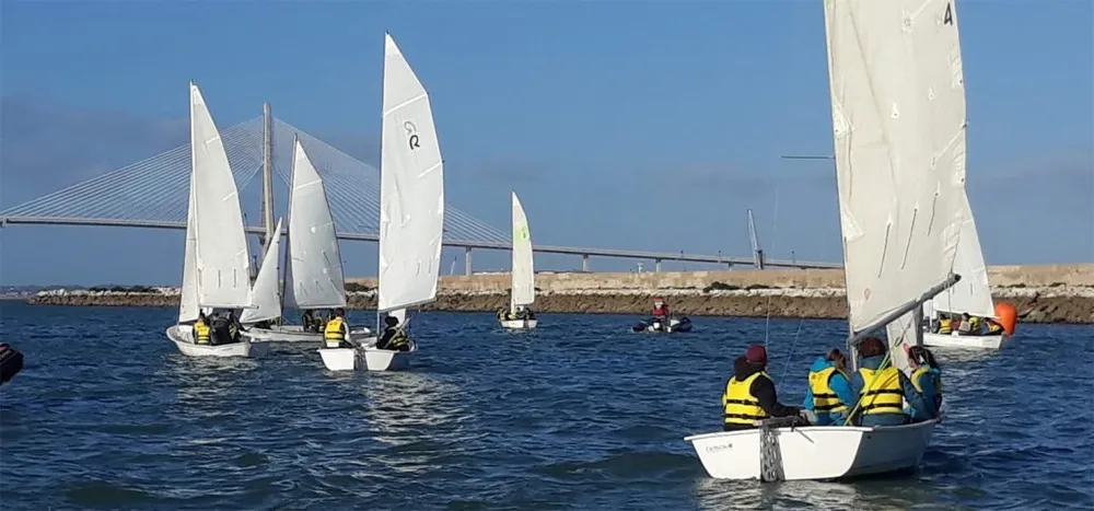 Real Club Náutico de Motril - Escuela de vela y campamentos náuticos, foto 2 de 4