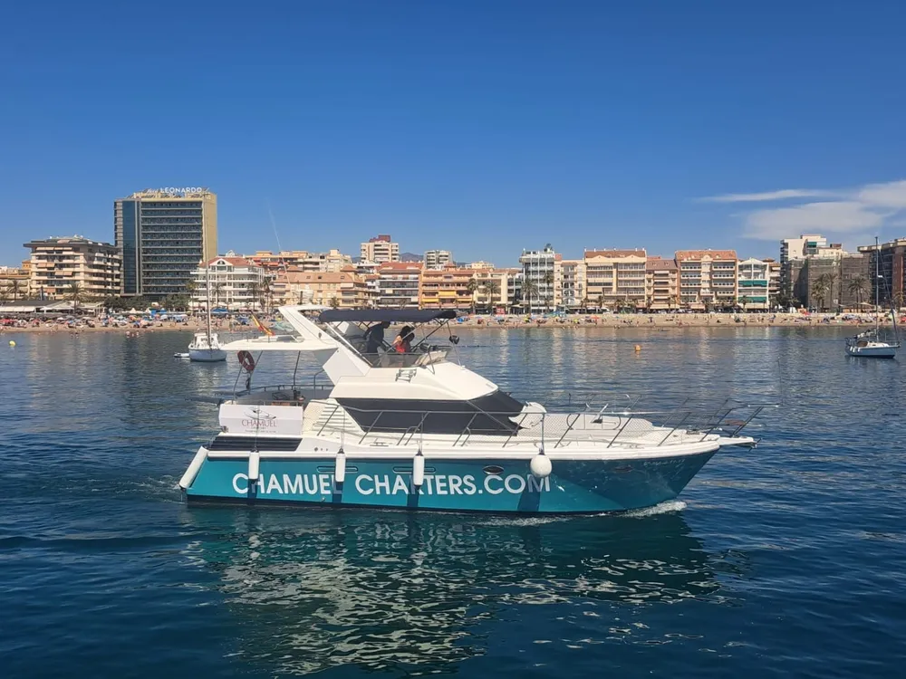 Puerto Marina Charters - Alquiler de barcos en Benalmádena, foto 4 de 4